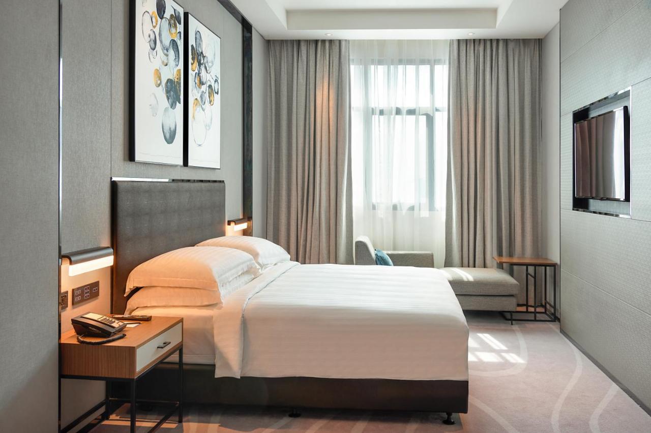 Asiana Grand Hotel Dubai Exterior photo Deluxe Room