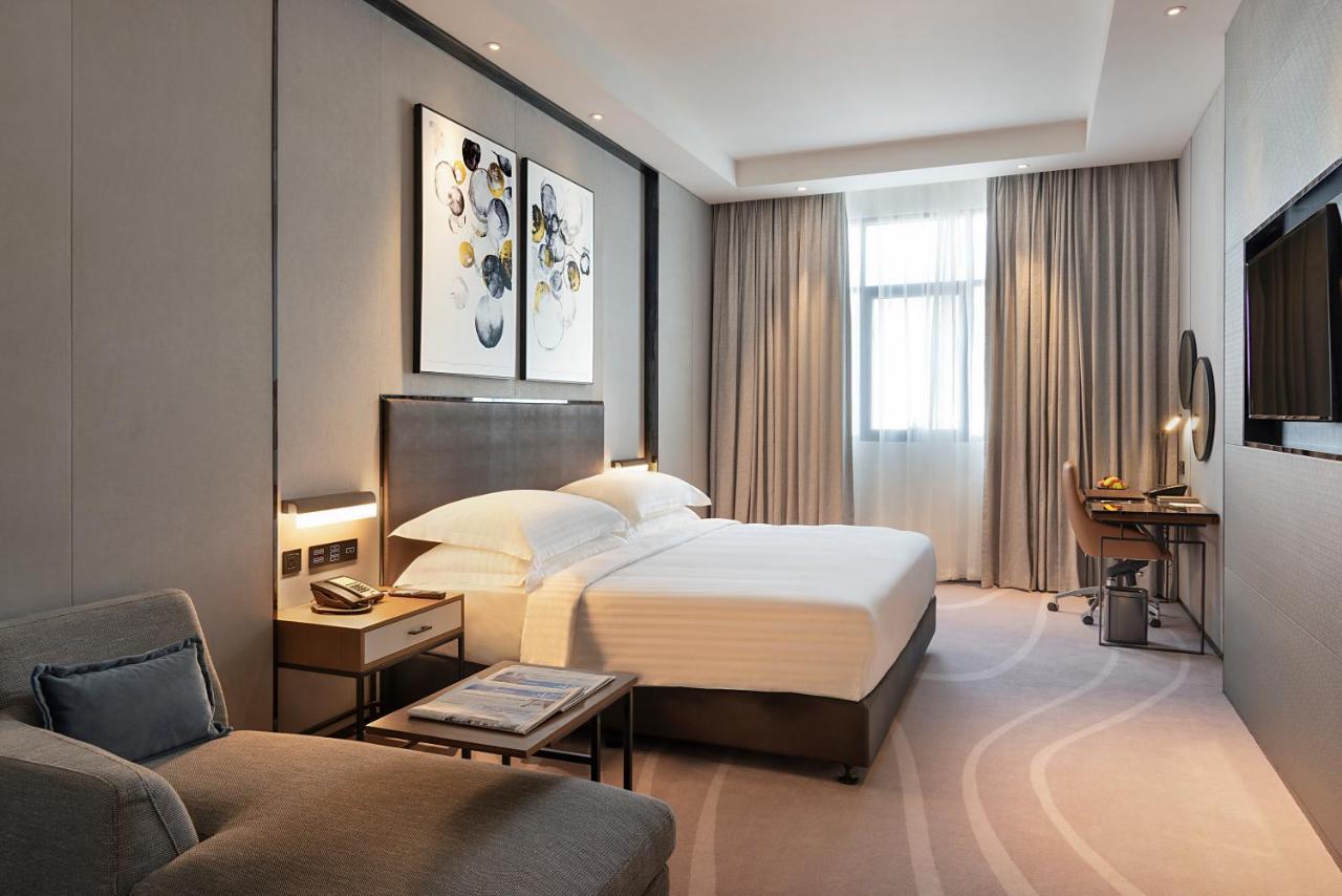 Asiana Grand Hotel Dubai Exterior photo Deluxe Room
