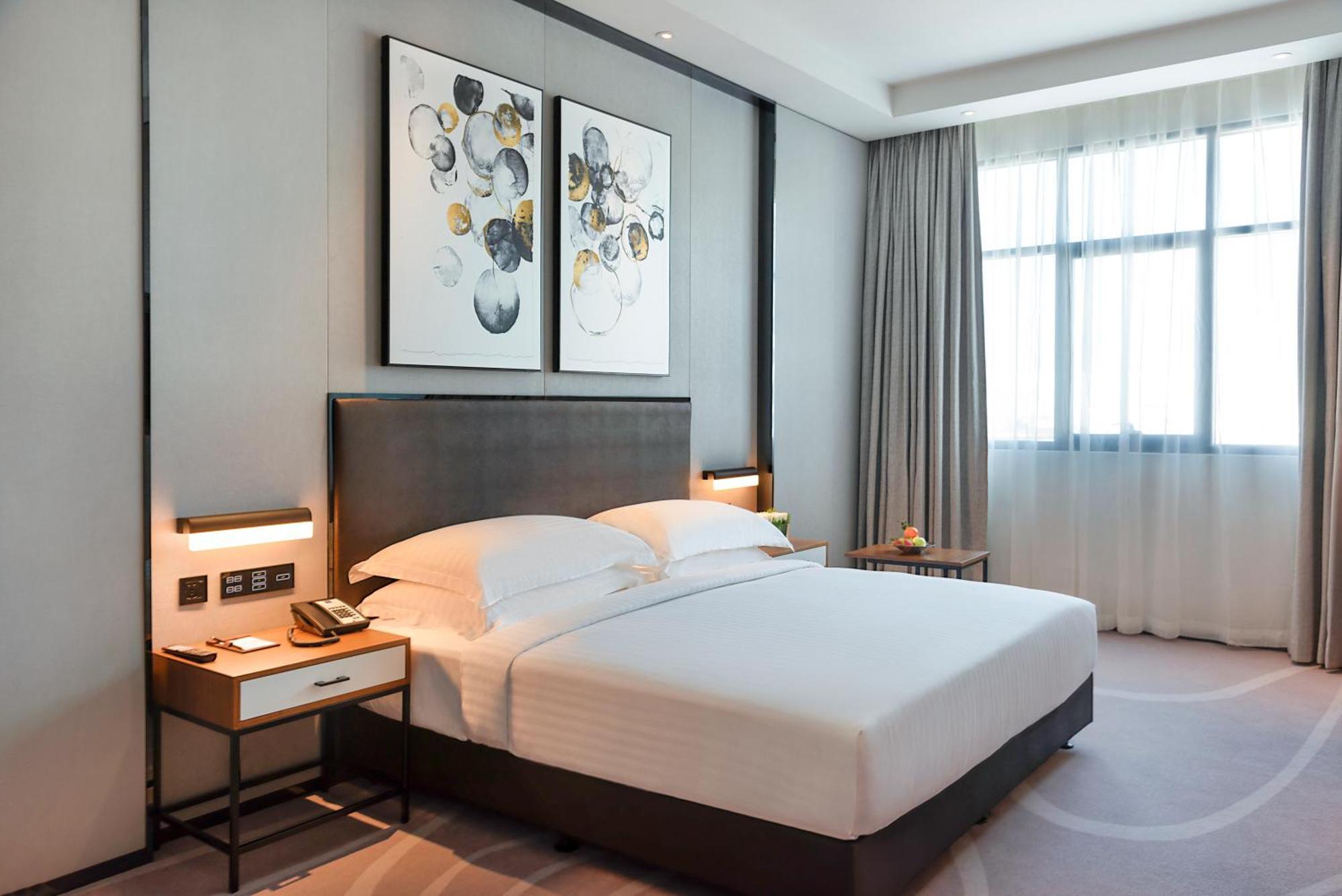 Asiana Grand Hotel Dubai Exterior photo Deluxe Room